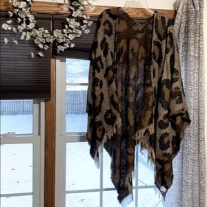 Cheetah print shawl